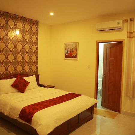 Huy Hoang 1 Hotel Хошимин Екстериор снимка