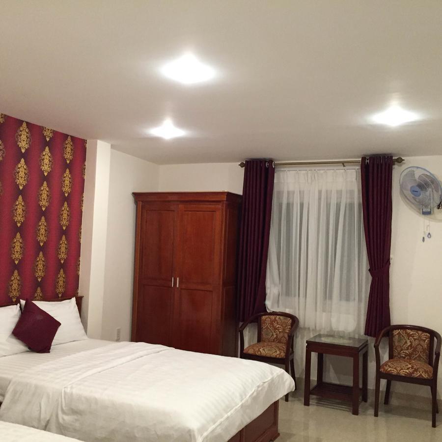 Huy Hoang 1 Hotel Хошимин Екстериор снимка