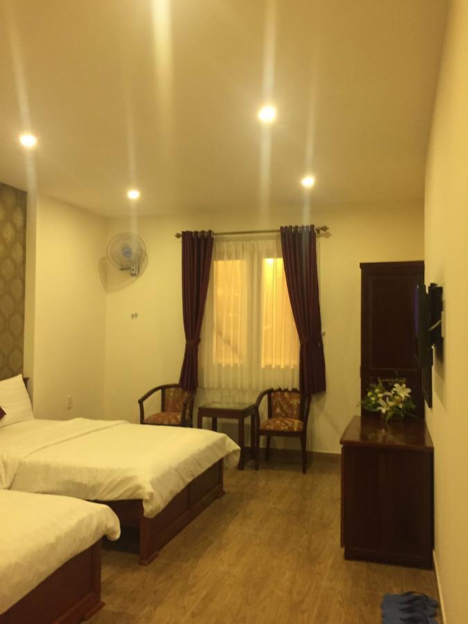 Huy Hoang 1 Hotel Хошимин Екстериор снимка