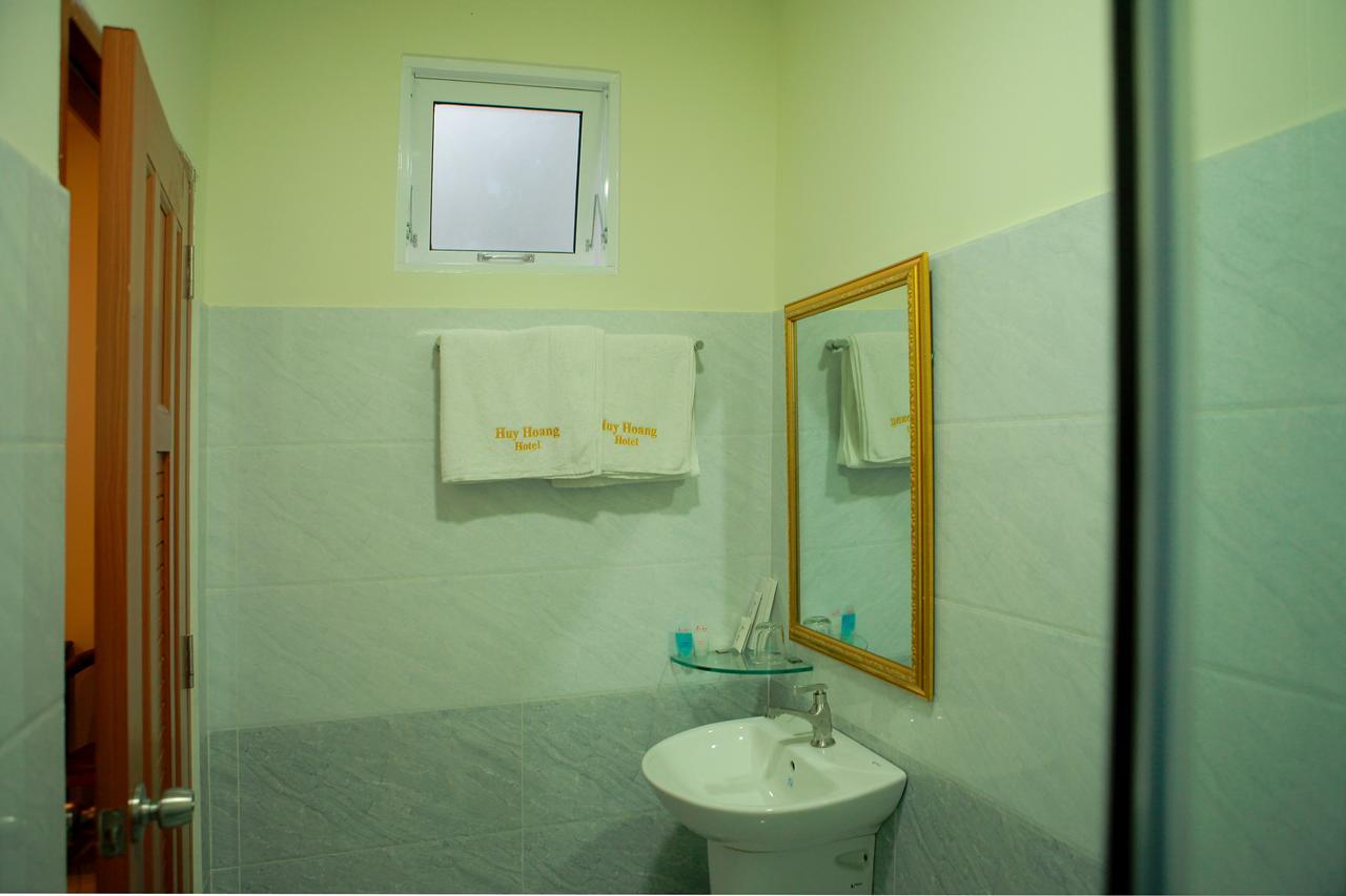 Huy Hoang 1 Hotel Хошимин Екстериор снимка